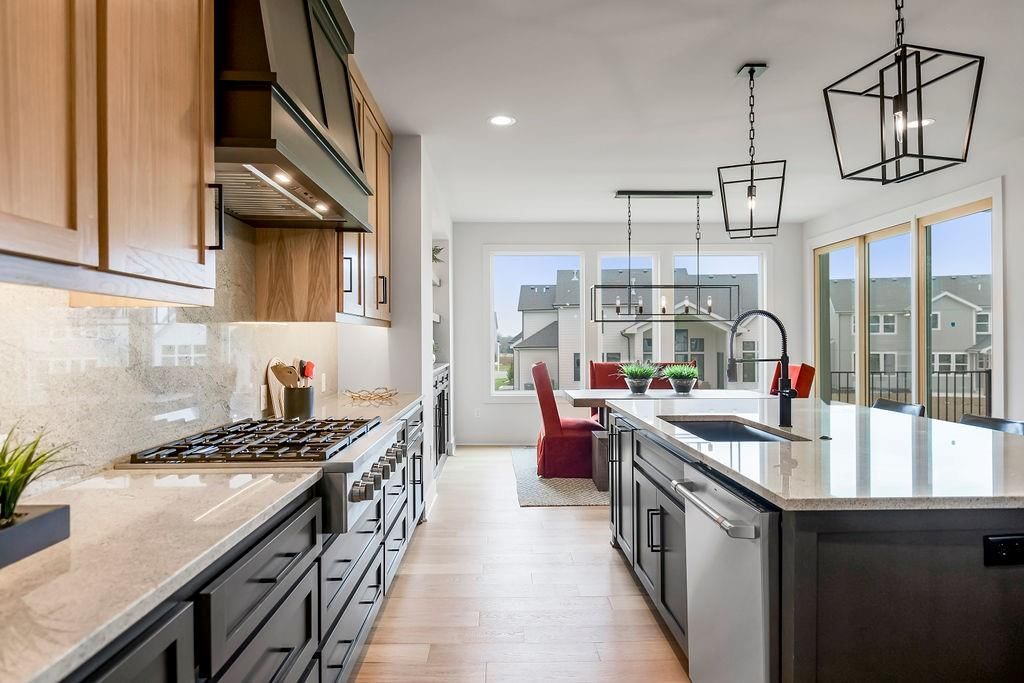 9305 W 168 Street — photo 13