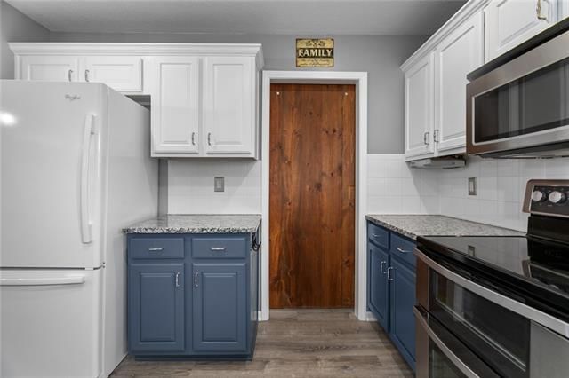 8221 Highway D N/A — photo 23