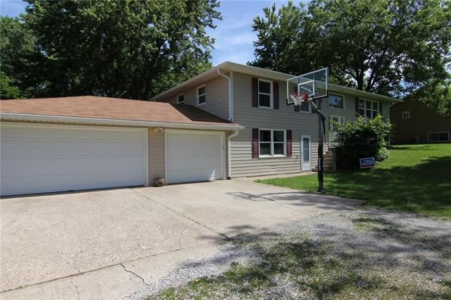 510 E Agnes Street — photo 35