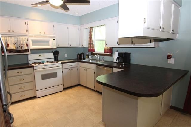 510 E Agnes Street — photo 8