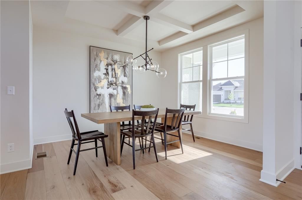 15906 W 163rd Terrace — photo 8
