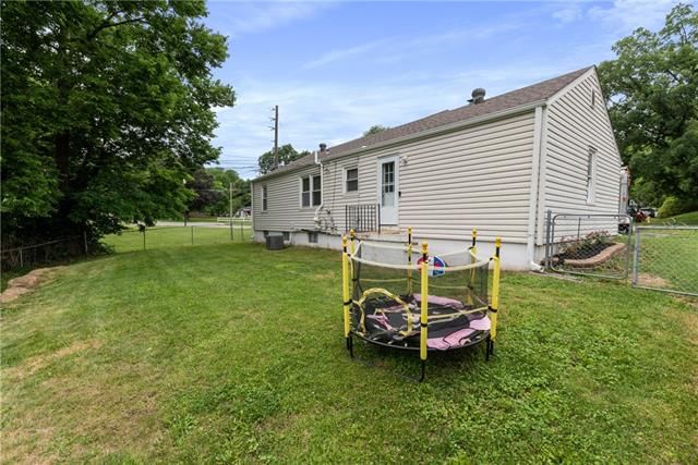529 liberty Drive — photo 21