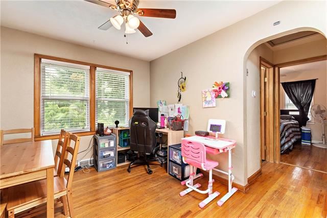 529 liberty Drive — photo 8