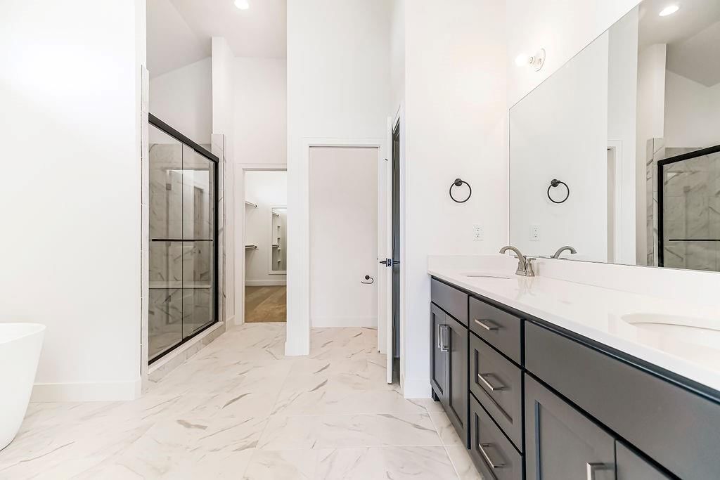 15698 W 166th Street — photo 24