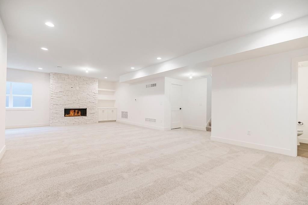 15698 W 166th Street — photo 31