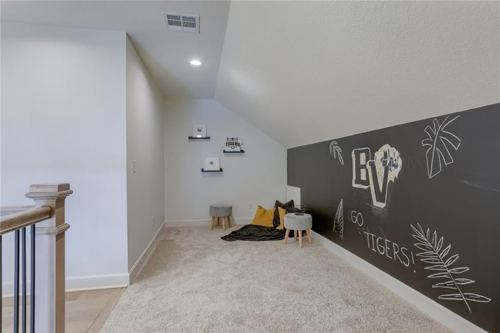 2432 W 177th Street — photo 34
