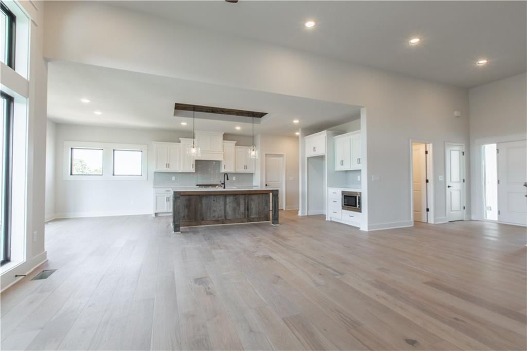 9871 Promenade Drive — photo 7