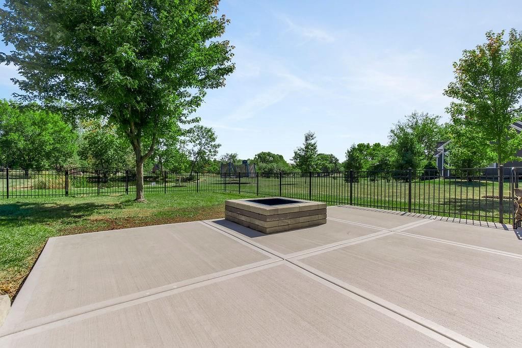 17523 Cody Street — photo 38