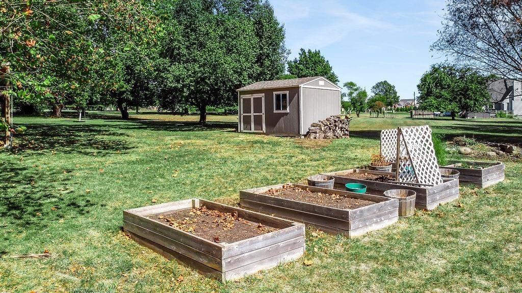 17523 Cody Street — photo 41