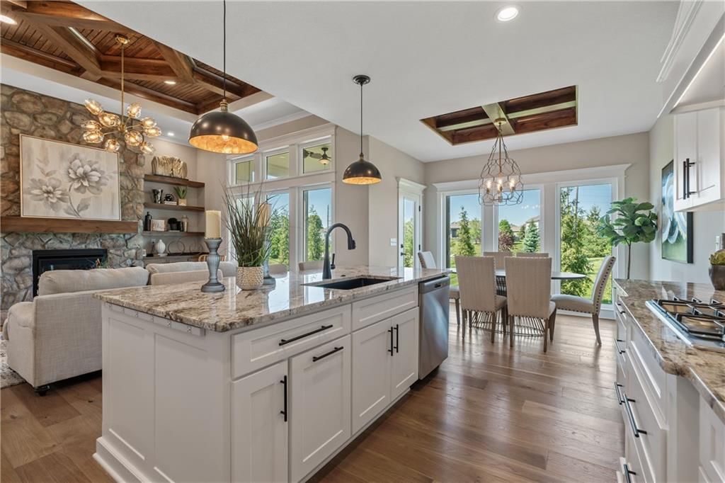 4200 NE Chapel Manor Drive — photo 14