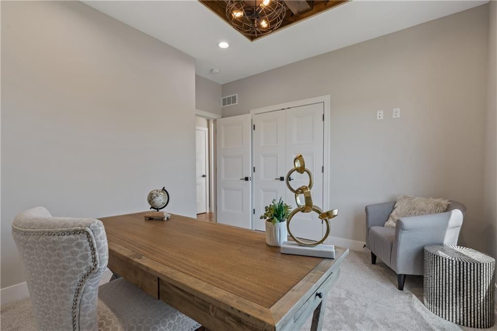 4200 NE Chapel Manor Drive — photo 20