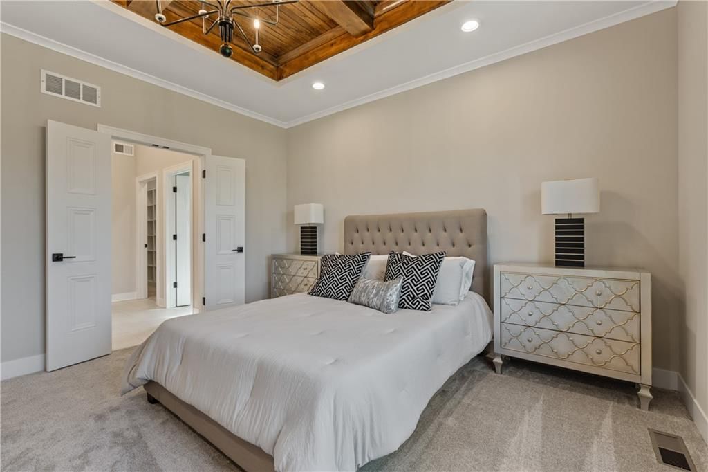 4200 NE Chapel Manor Drive — photo 23