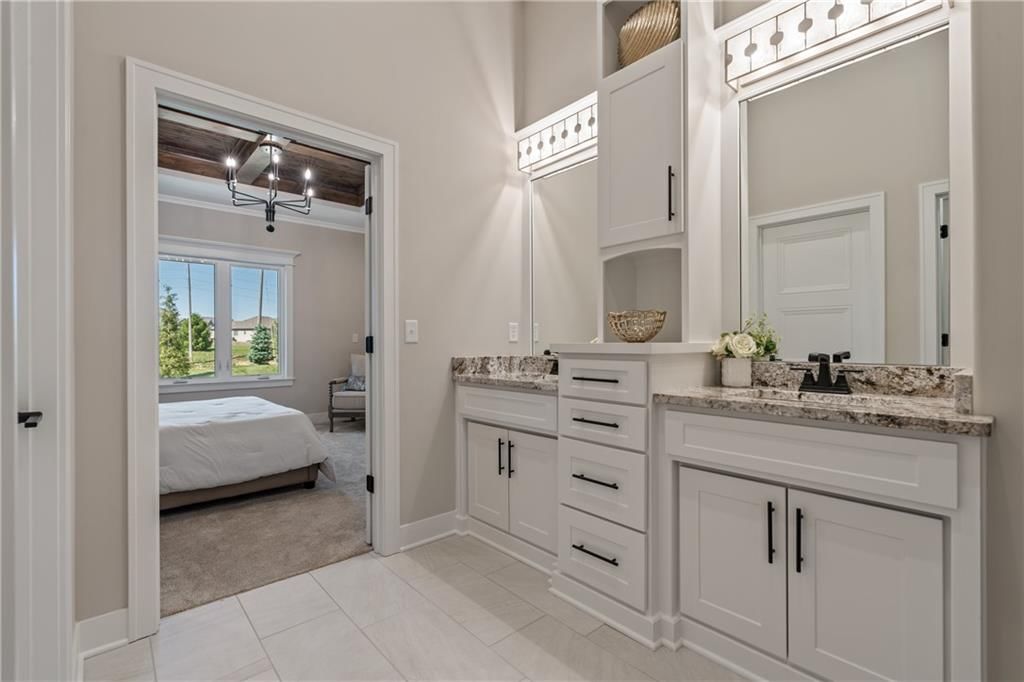 4200 NE Chapel Manor Drive — photo 27