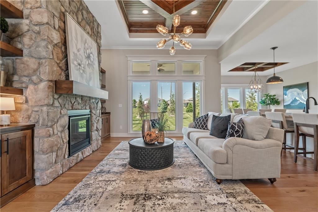 4200 NE Chapel Manor Drive — photo 5