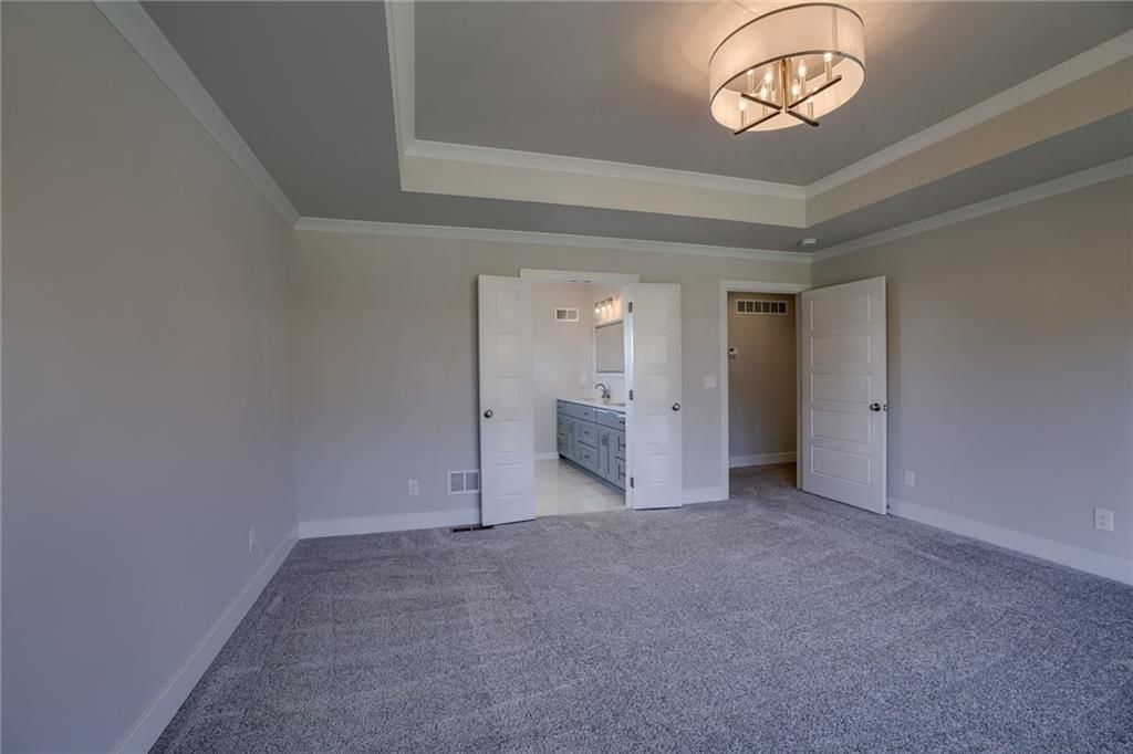 18241 Earnshaw Street — photo 11