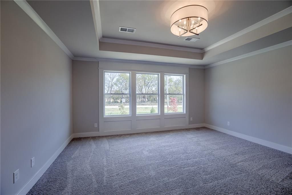 18241 Earnshaw Street — photo 10