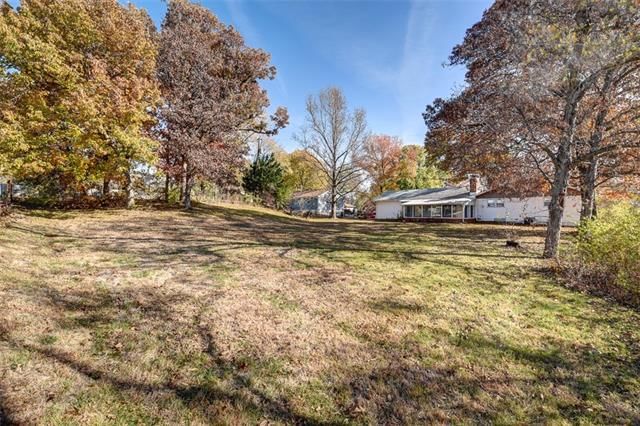 6904 N Central Street — photo 22