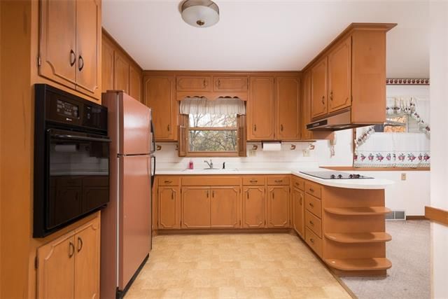 6904 N Central Street — photo 5