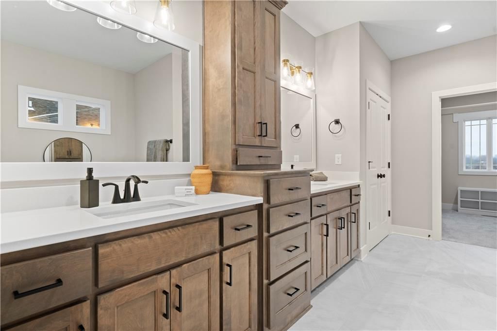 2079 NW O'Brien Street — photo 9
