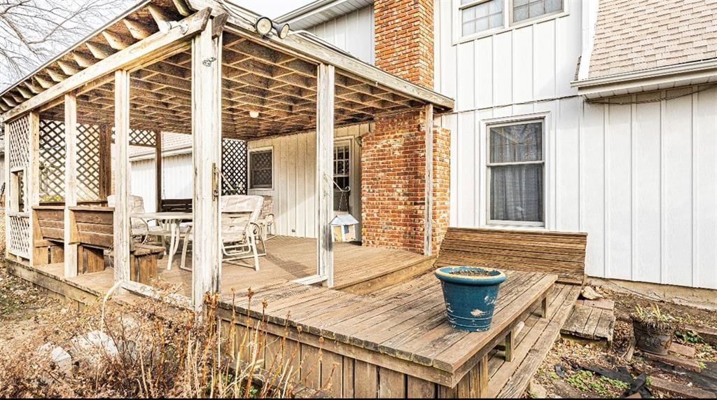 12814 Cambridge Avenue — photo 27