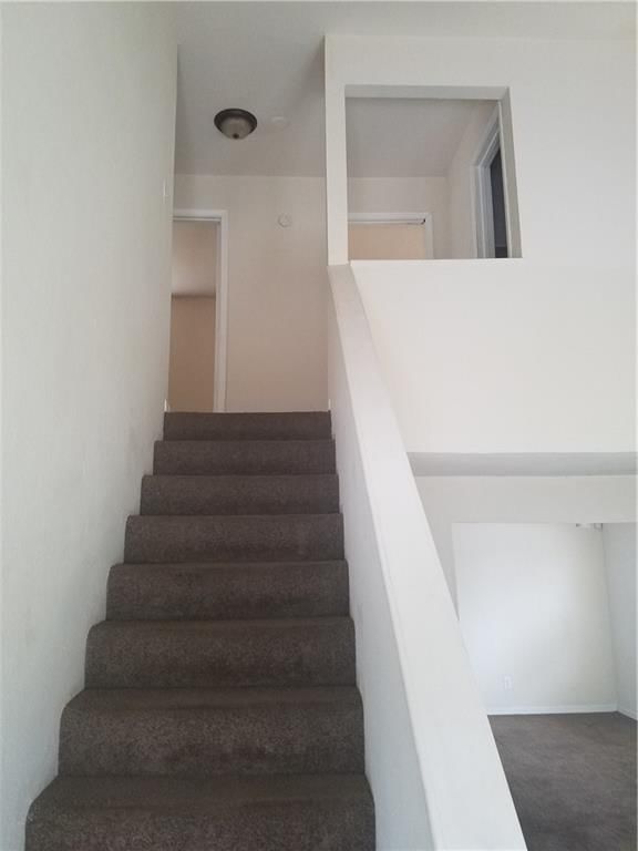 4219 E 60TH Terrace — photo 6