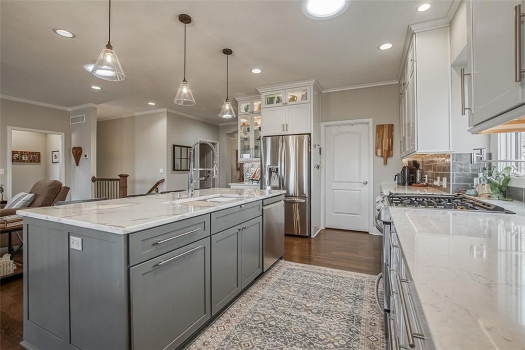 8507 Barstow Street — photo 29