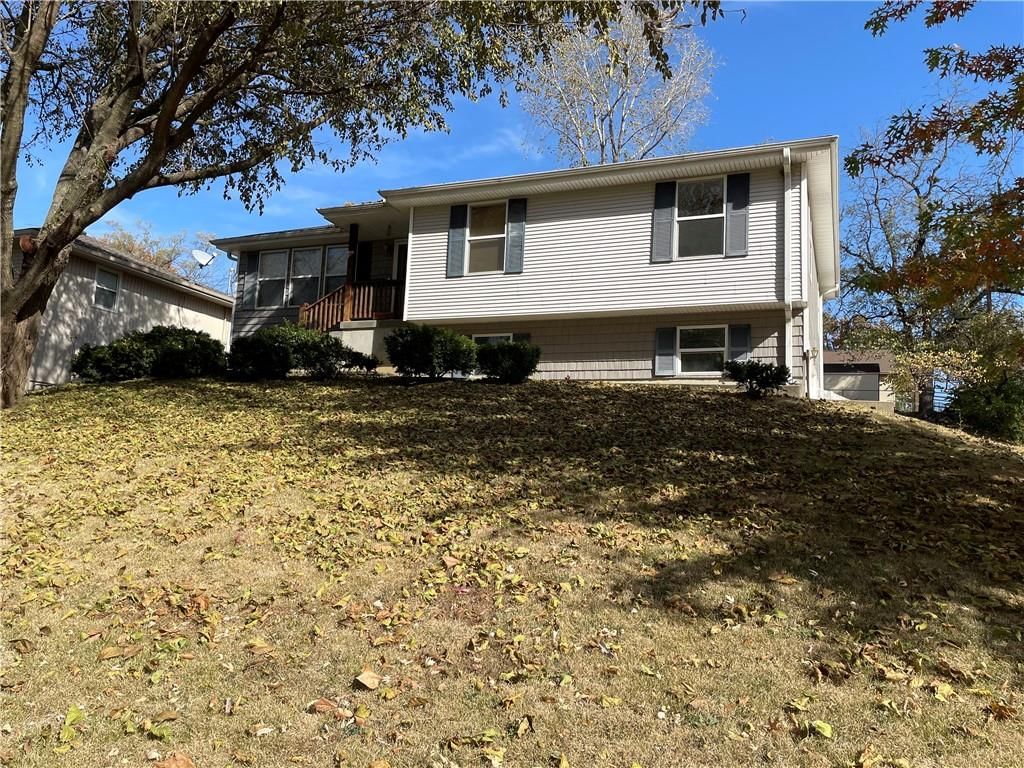 301 Woods Avenue — photo 3