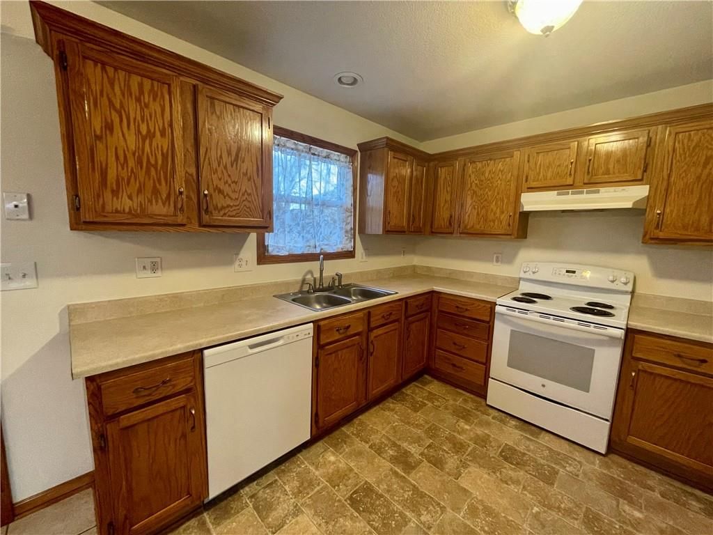 301 Woods Avenue — photo 24