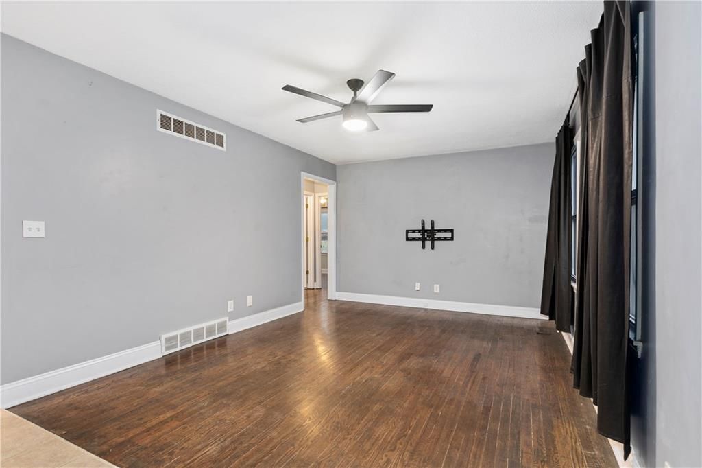 3015 S 46TH Street — photo 5