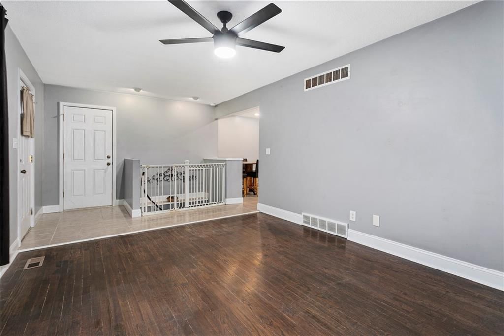3015 S 46TH Street — photo 8