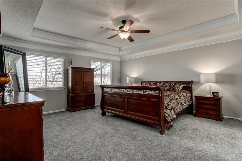 1674 N Hunter Drive — photo 14