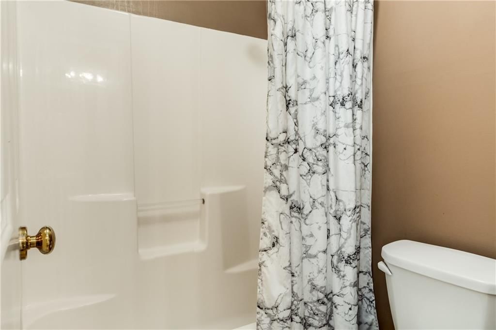 1674 N Hunter Drive — photo 21