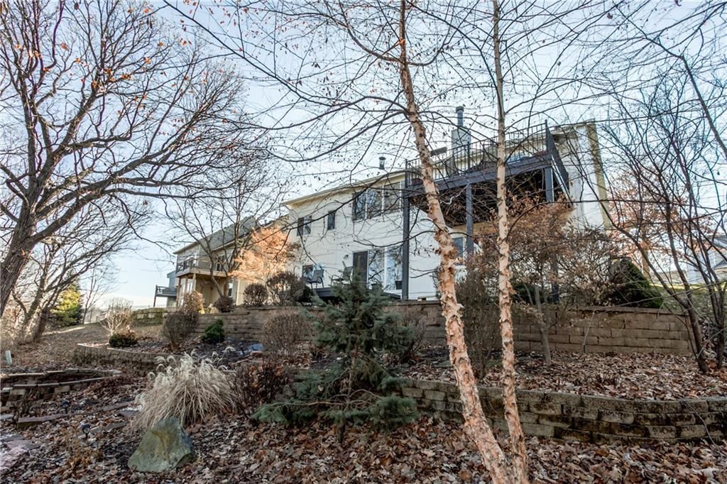 1674 N Hunter Drive — photo 26