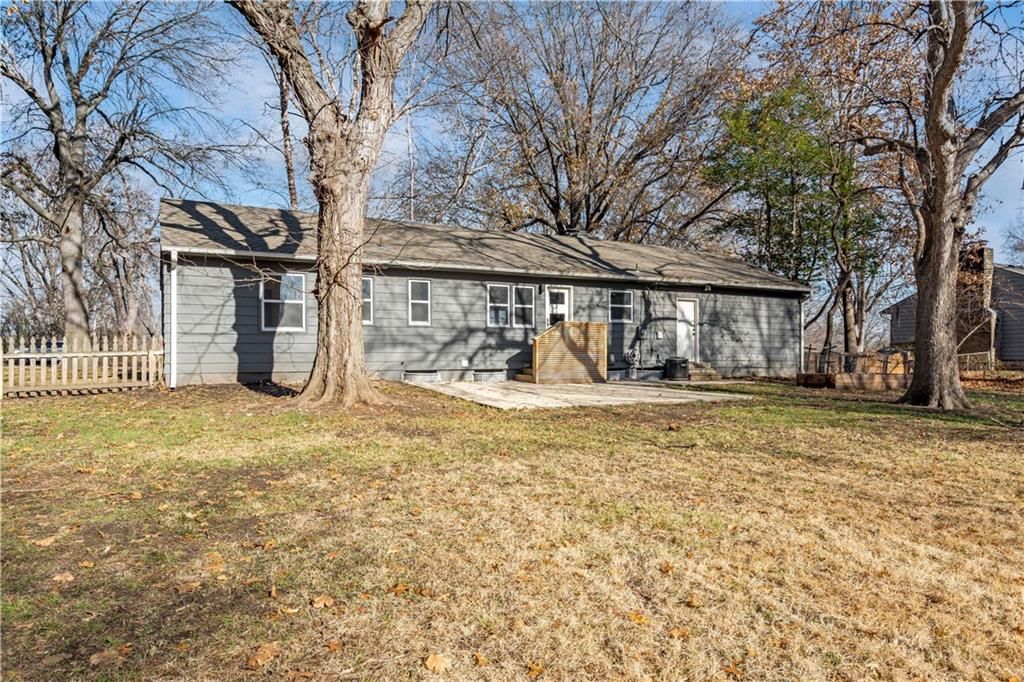7405 E 130TH Terrace — photo 30
