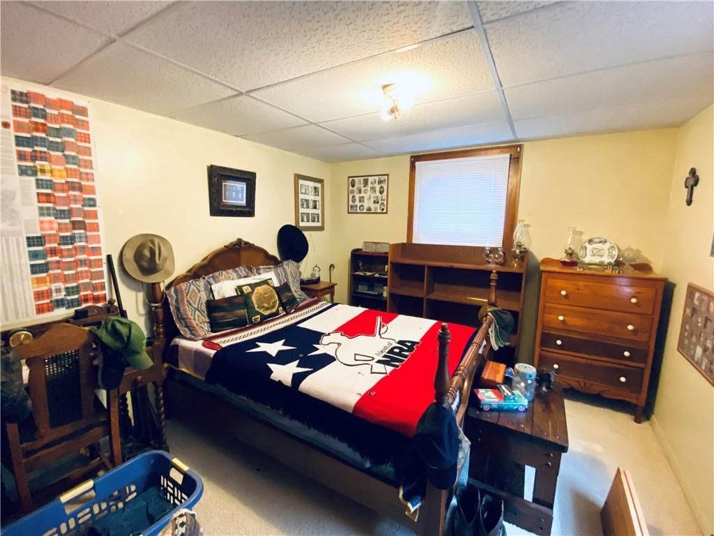 211 S Elm Street — photo 11
