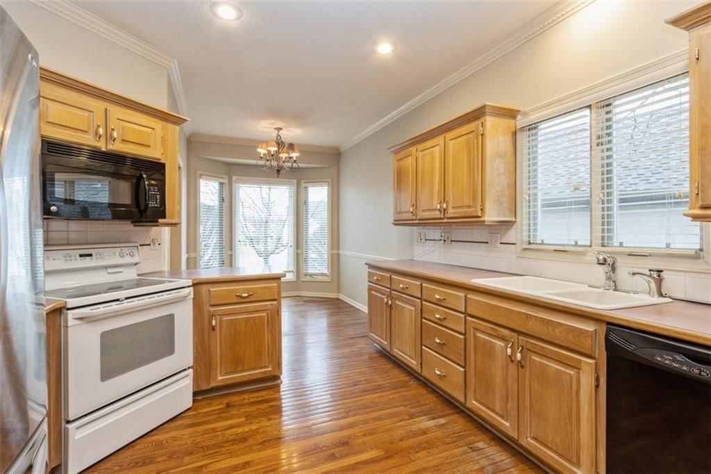 5224 W 122nd Street — photo 9