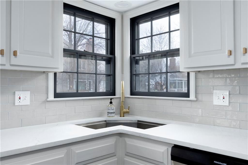 12124 Cedar Street — photo 14