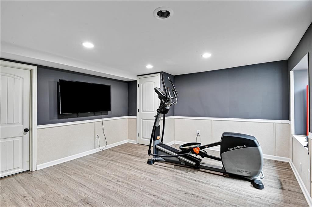 7815 Cambridge Drive — photo 28