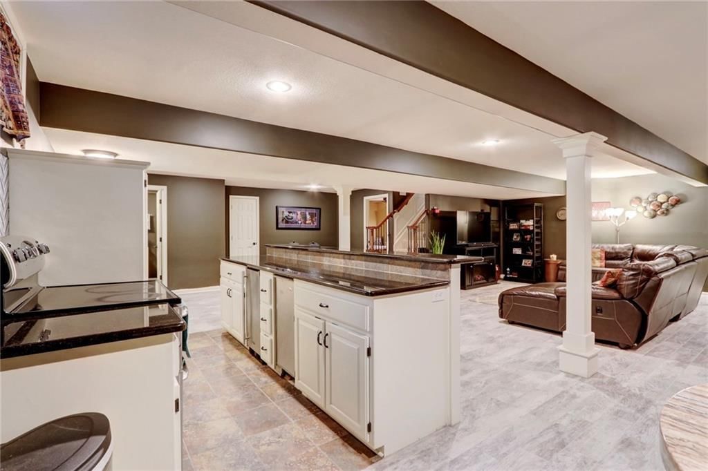 1521 NE Craigievar Drive — photo 31