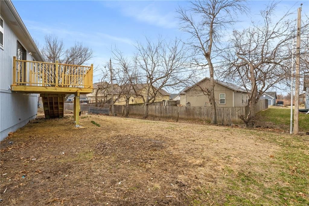 704 W Cumberland Drive — photo 33
