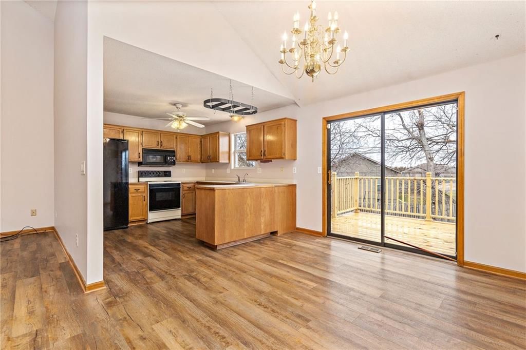 704 W Cumberland Drive — photo 8