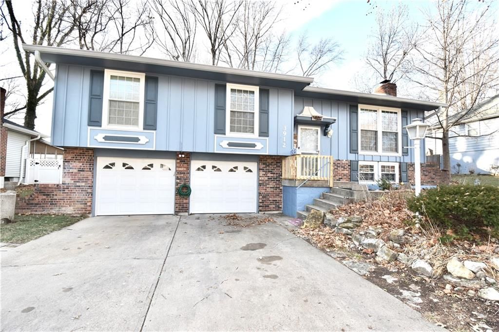 3912 S Coventry Drive — photo 2