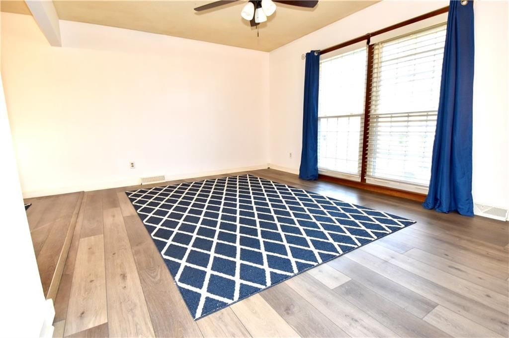 3912 S Coventry Drive — photo 6