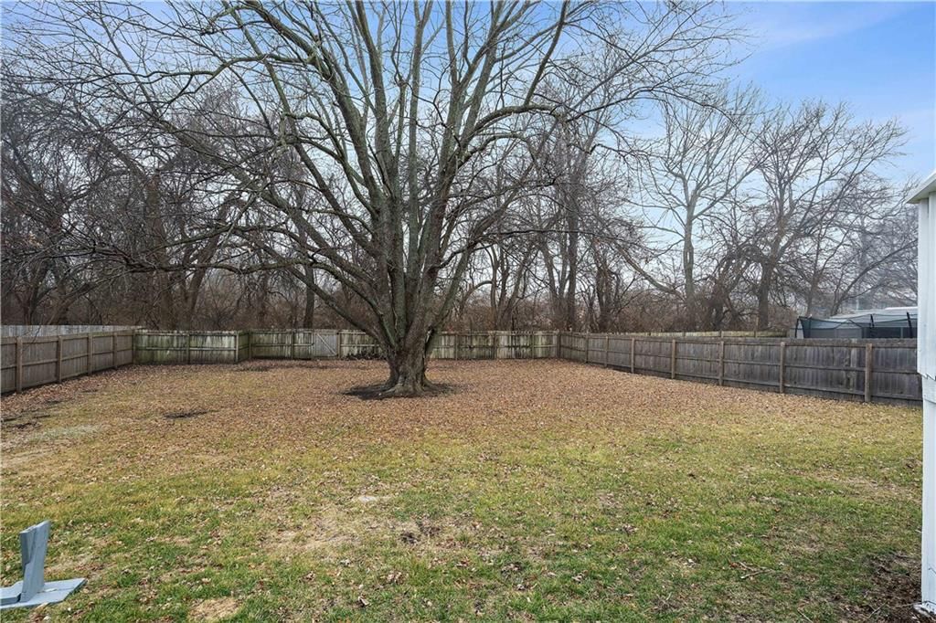 11820 Bristol Avenue — photo 32