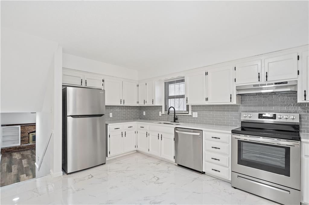 11820 Bristol Avenue — photo 6