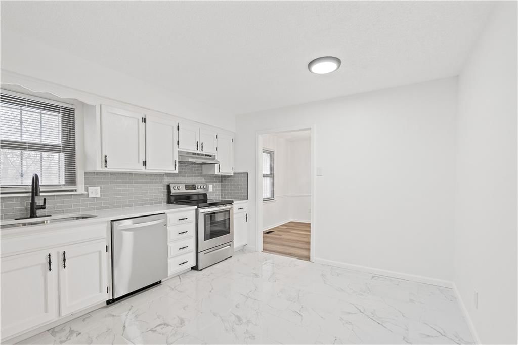 11820 Bristol Avenue — photo 7