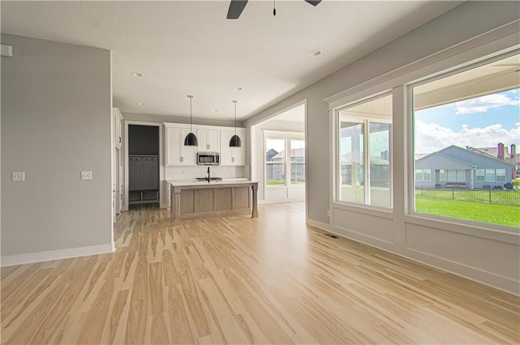 1551 SW Arbor Park Drive — photo 5