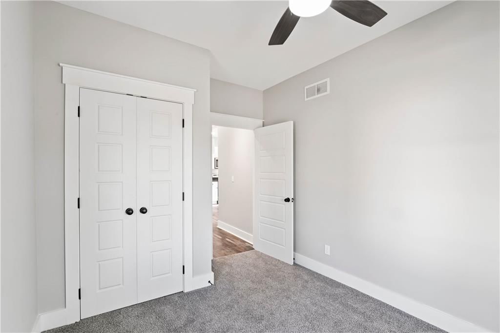 213 S Elm Street — photo 20