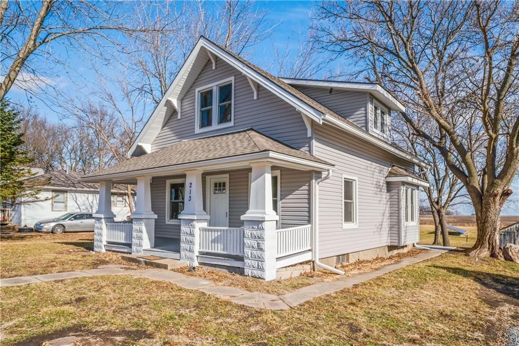 213 S Elm Street — photo 3