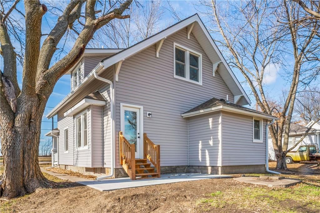 213 S Elm Street — photo 4